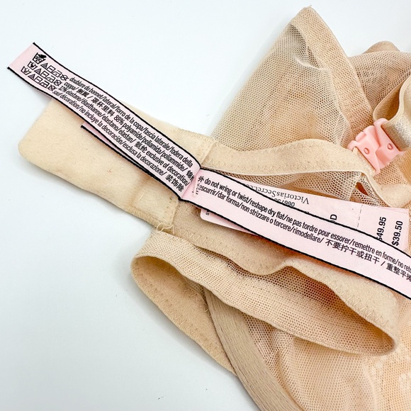 Victoria's Secret Cream Lace Unlined Demi Bra - Picture 5 of 5